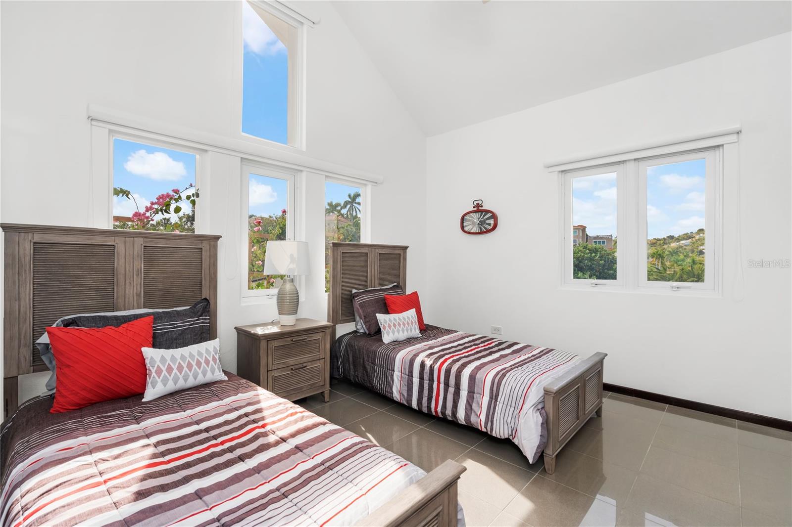 HUMACAO, Puerto Rico 00791, 4 Bedrooms Bedrooms, ,4 BathroomsBathrooms,Residential,For Sale,PR9099151