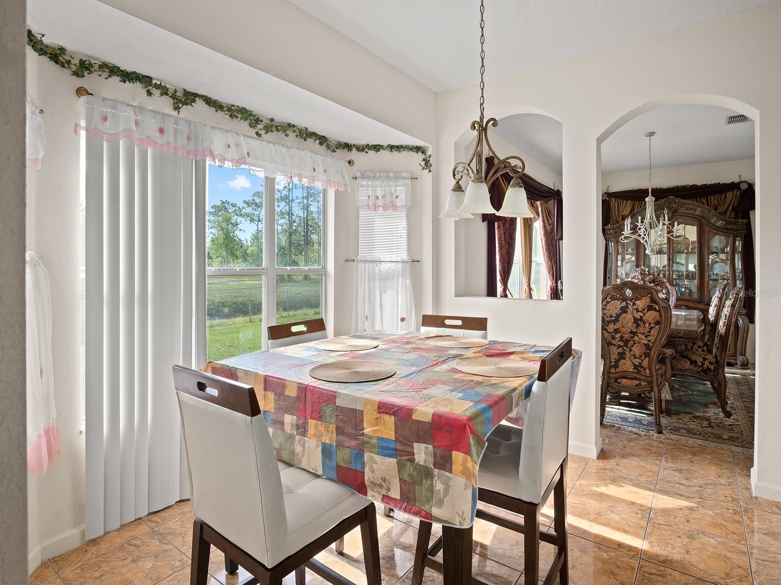 ORLANDO, Florida 32833, 5 Bedrooms Bedrooms, ,4 BathroomsBathrooms,Residential,For Sale,SABAL,G5068001