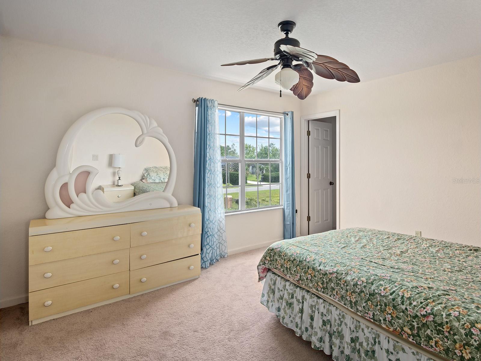 ORLANDO, Florida 32833, 5 Bedrooms Bedrooms, ,4 BathroomsBathrooms,Residential,For Sale,SABAL,G5068001